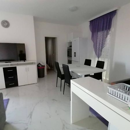 Vila Slavica فير المظهر الخارجي الصورة